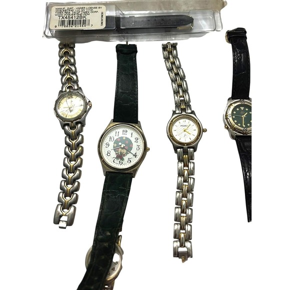Accessories - Womens Watch Lot 7pc Fossil Timex Etnies Silver Gold Tone Leather Metal Straps